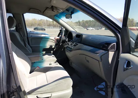 2005 Honda Odyssey Lx from USA, damaged, VIN 5FNRL38215B113759